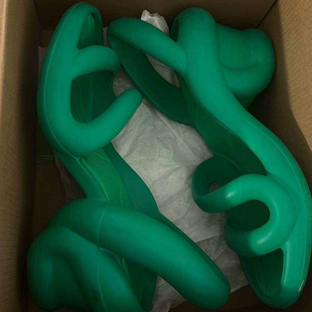 Size 8 Green Campers
